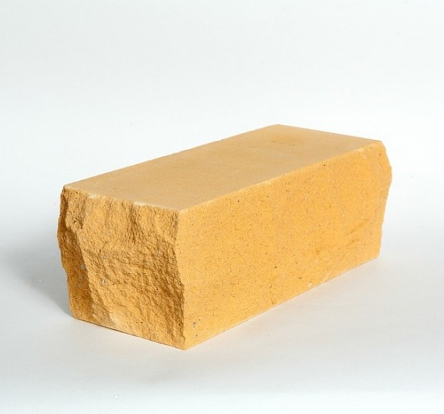 Кирпич силикатный утолщенный колотый угловой желтый насыщенный (1под=448шт.)(МИХАЙЛОВСКИЙ) - купить в Тамбове